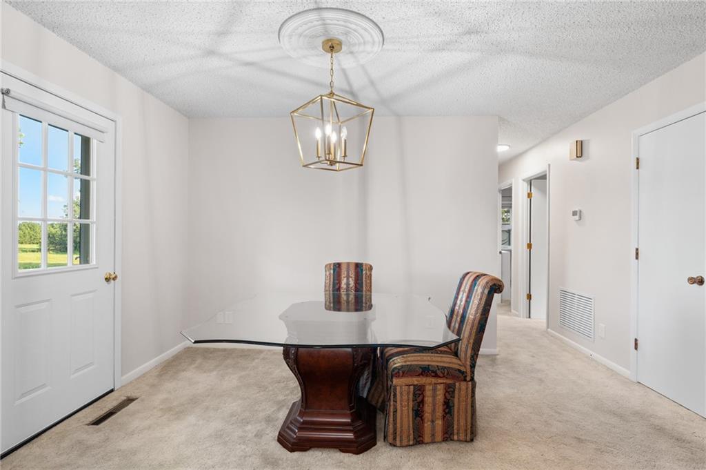 209 Markham Court Property Photo 6