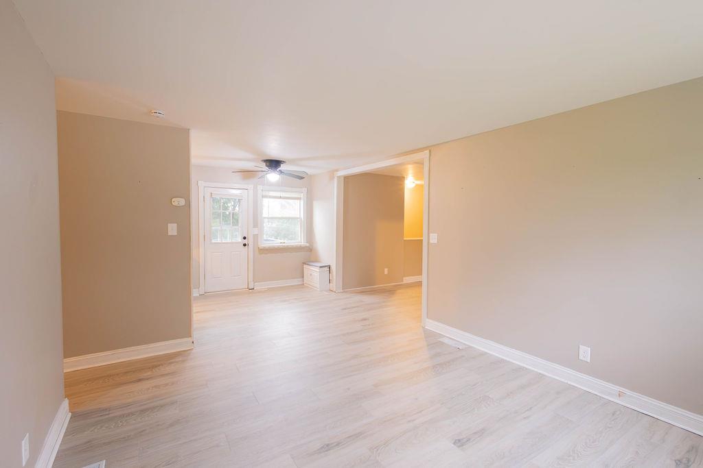 10905 E 47th Street Property Photo 4
