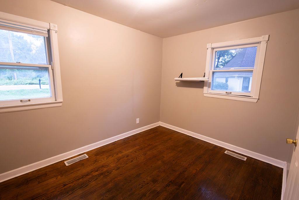 10905 E 47th Street Property Photo 16