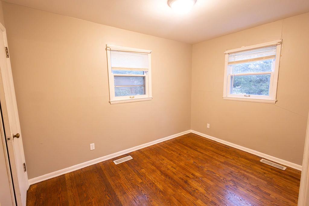 10905 E 47th Street Property Photo 18