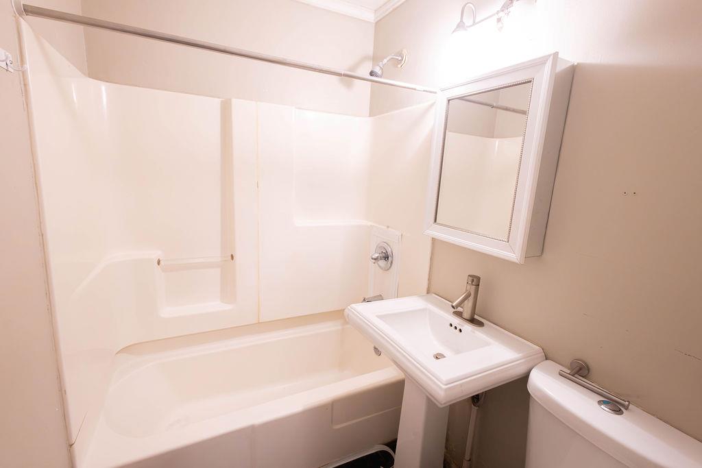 10905 E 47th Street Property Photo 20