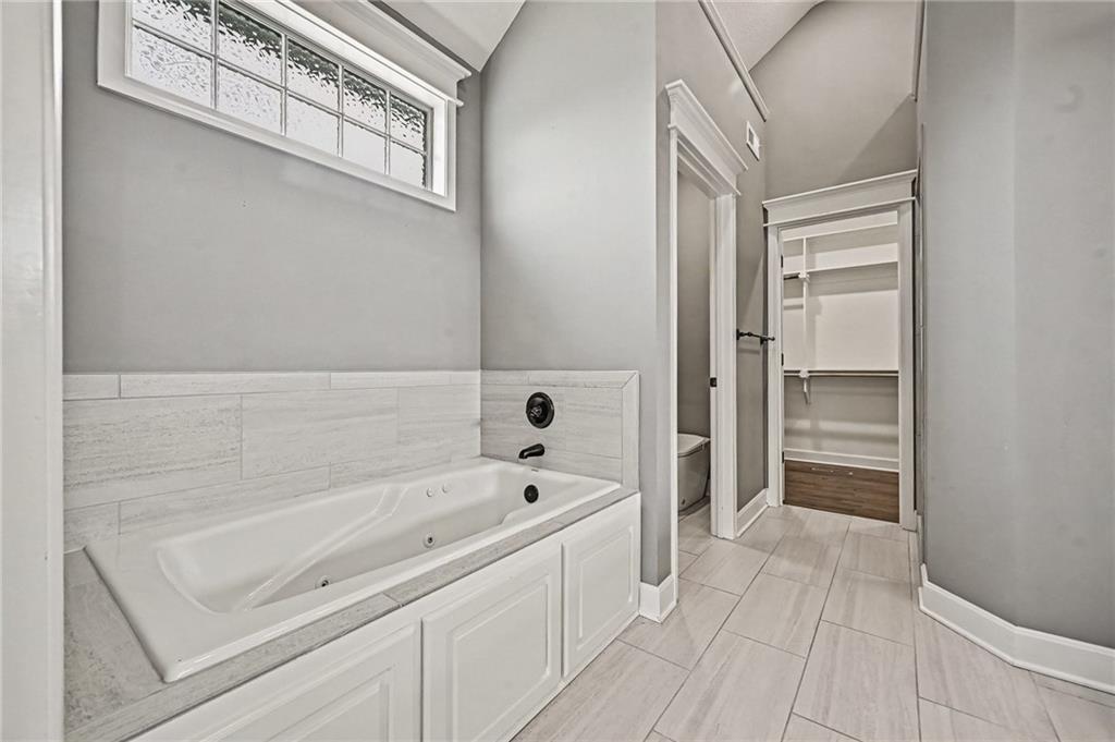 11031 N Euclid Avenue Property Photo 16