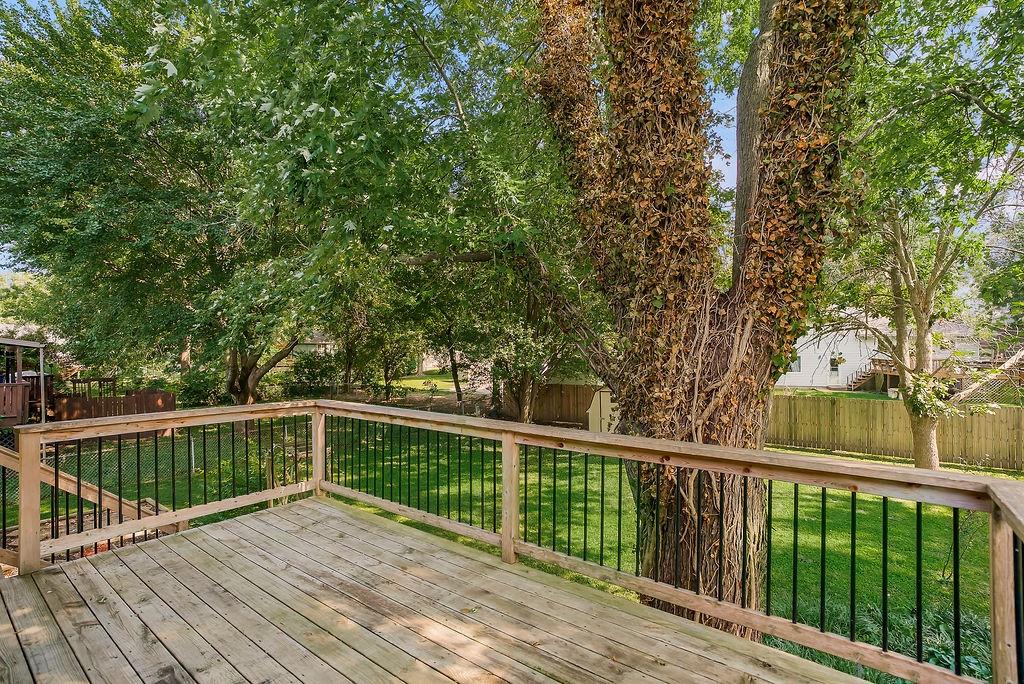 611 Kenneth Lane Property Photo 27
