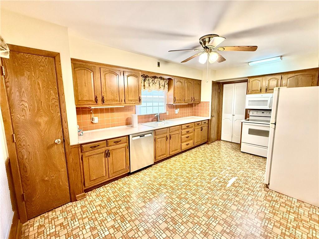 107 Winston Place Property Photo 15