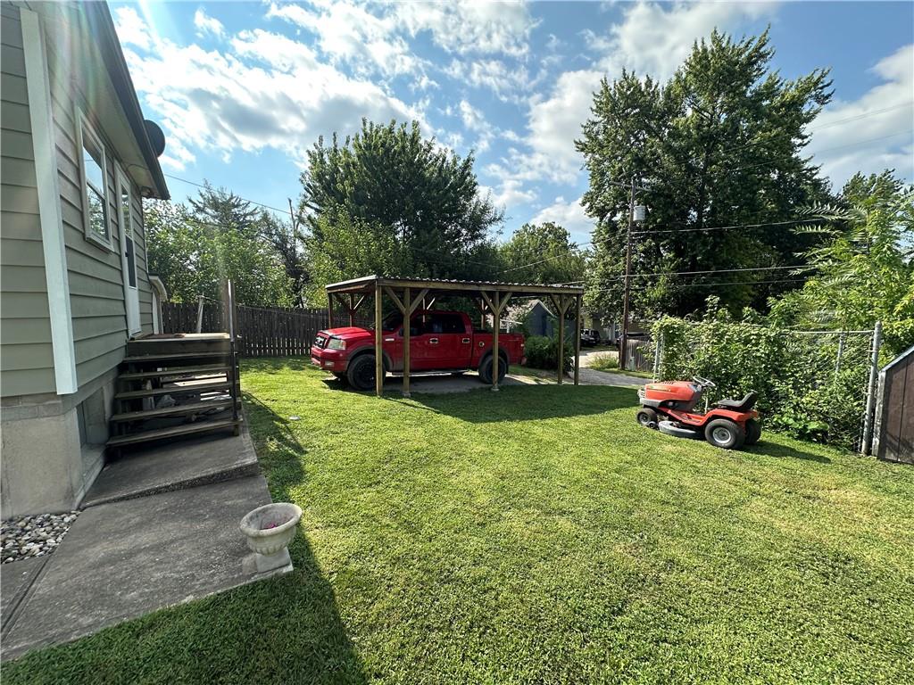 2425 Olive Street Property Photo 10