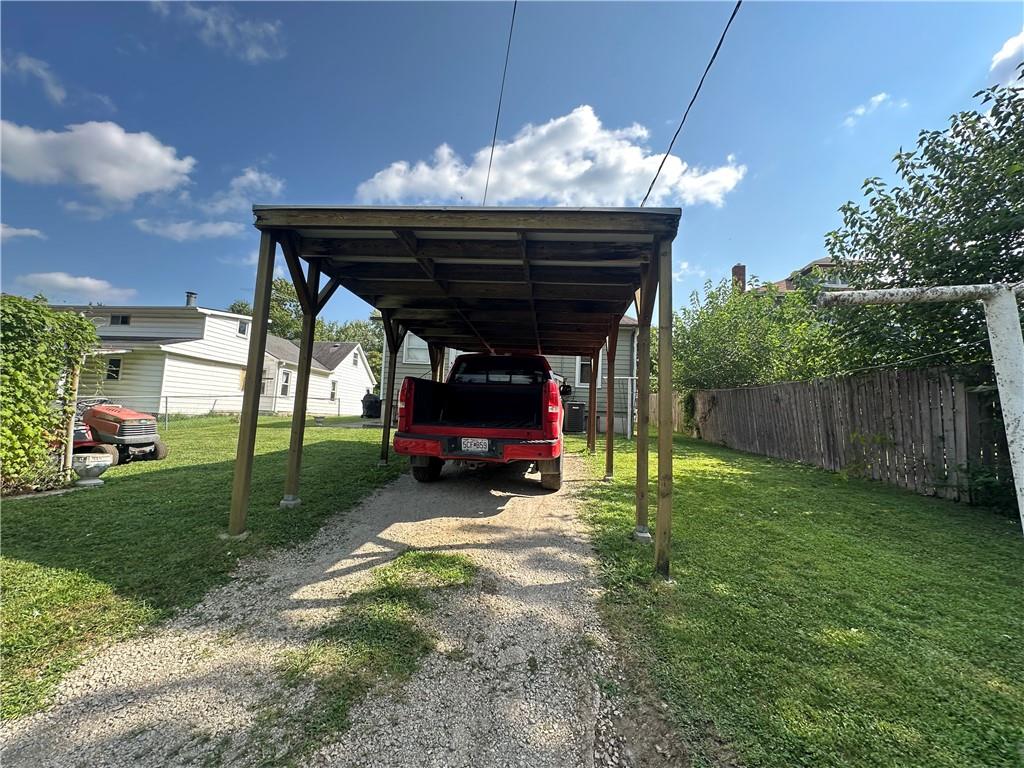 2425 Olive Street Property Photo 12