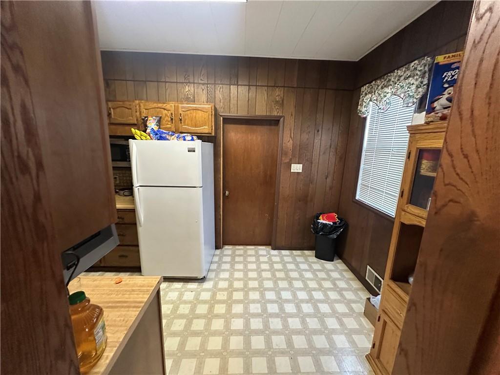 2425 Olive Street Property Photo 28
