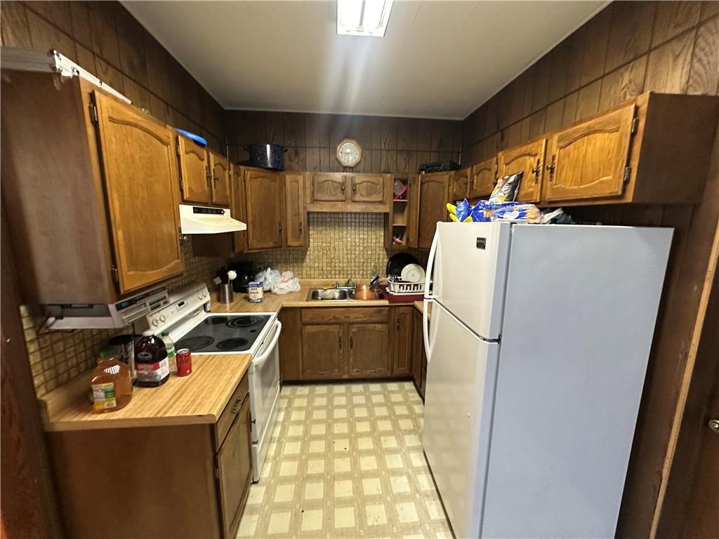 2425 Olive Street Property Photo 29
