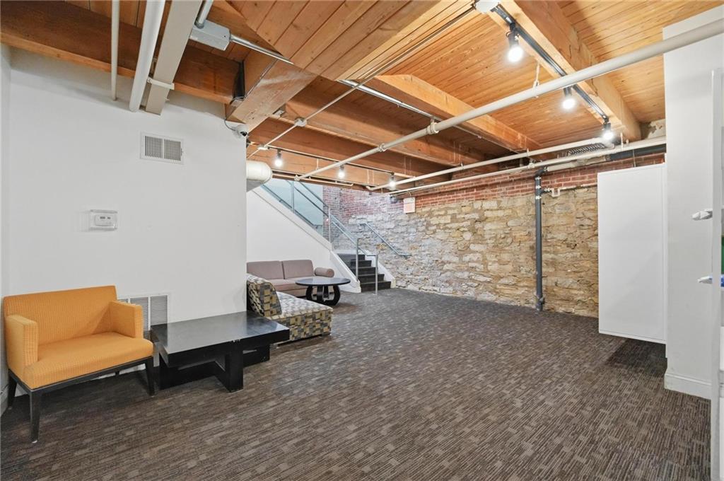 706 Broadway Boulevard Property Photo 39