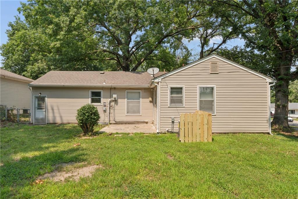 10517 E 25th Terrace Property Photo 39