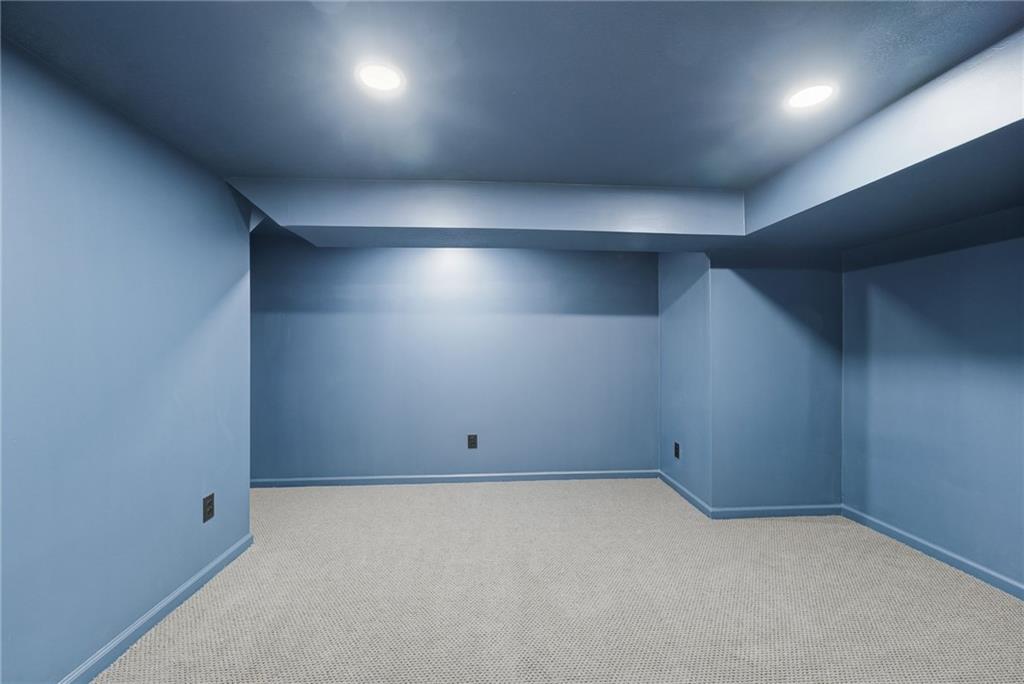 3706 W 96th Street Property Photo 30