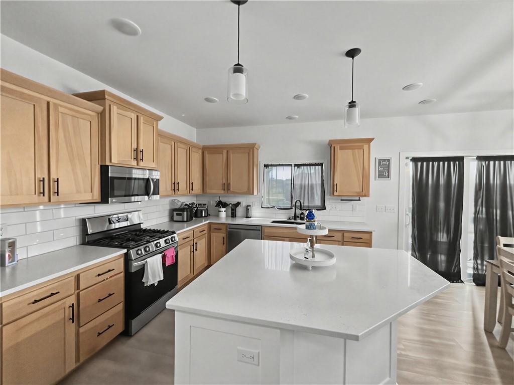 416 Sw Nelson Drive Property Photo 6