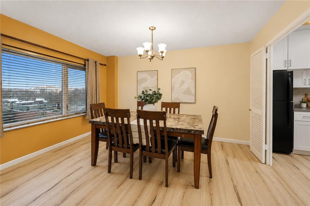 4545 Wornall Road Property Photo 17