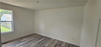 1109 Kings Highway Property Photo 6