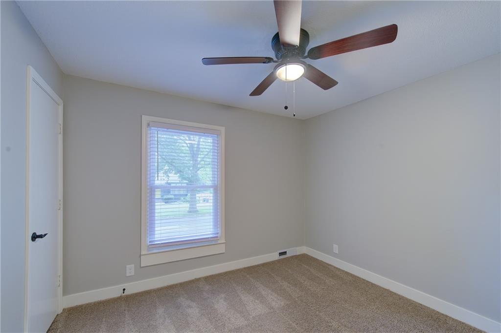 9927 N Harrison Drive Property Photo 17