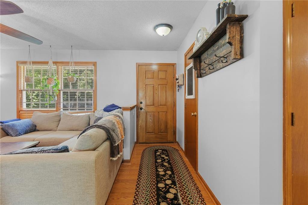 501 Sharon Drive Property Photo 4
