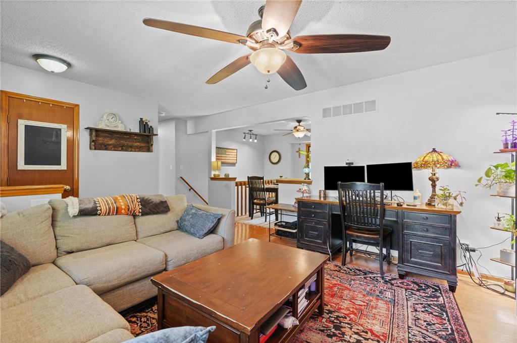 501 Sharon Drive Property Photo 7