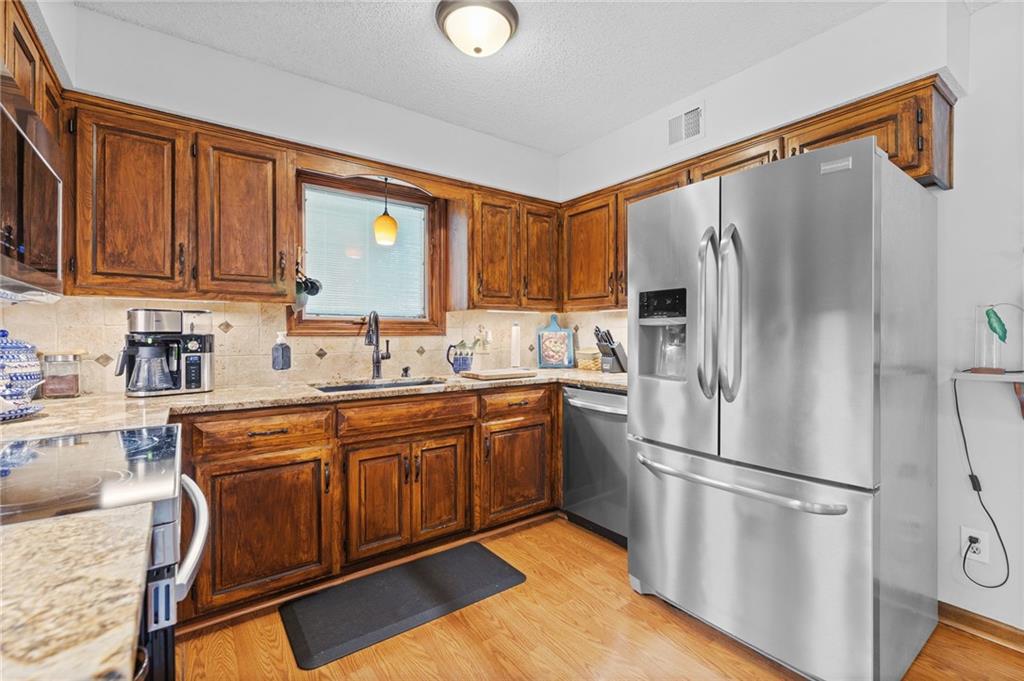 501 Sharon Drive Property Photo 11