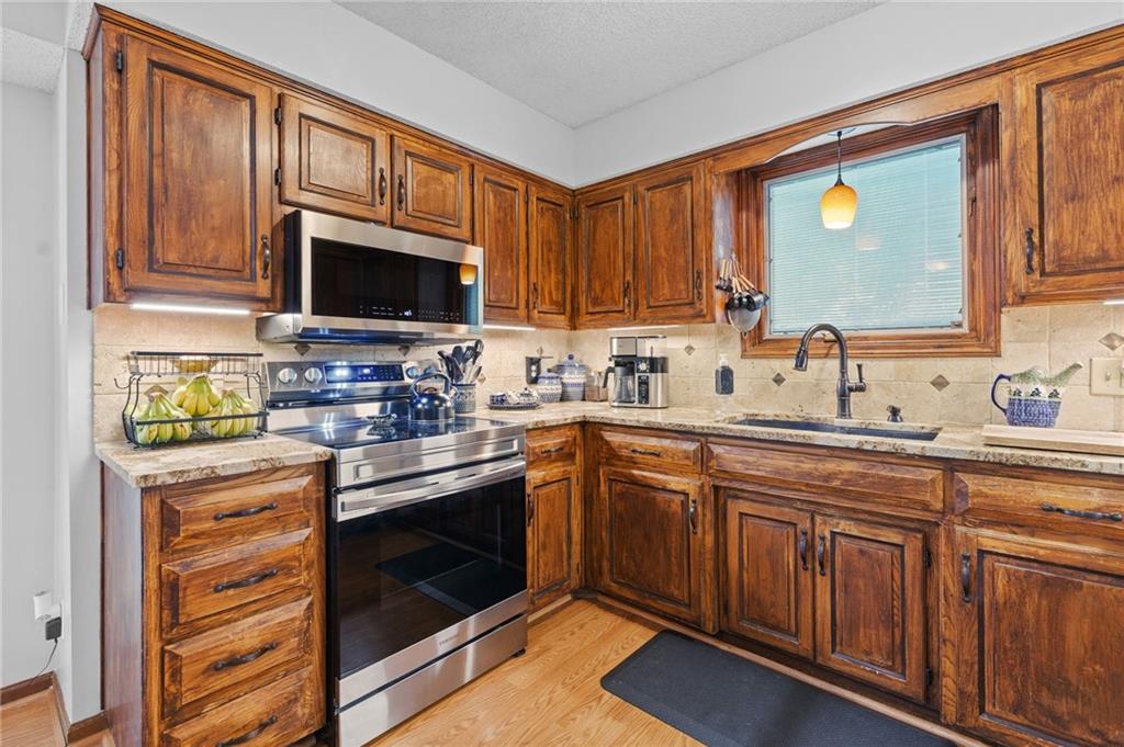 501 Sharon Drive Property Photo 12