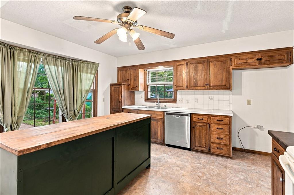 209 Sw Victor Drive Property Photo 11
