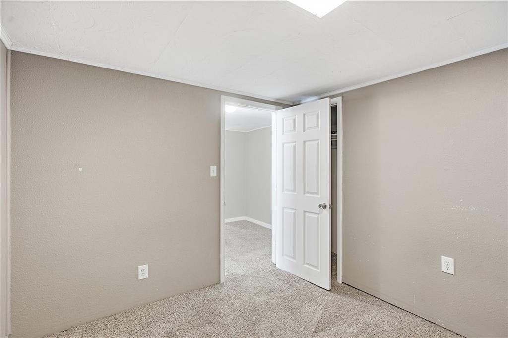 2015 S Ash Avenue Property Photo 15