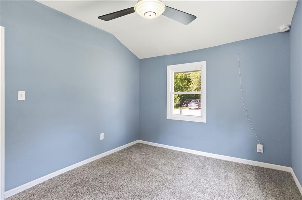 2015 S Ash Avenue Property Photo 17