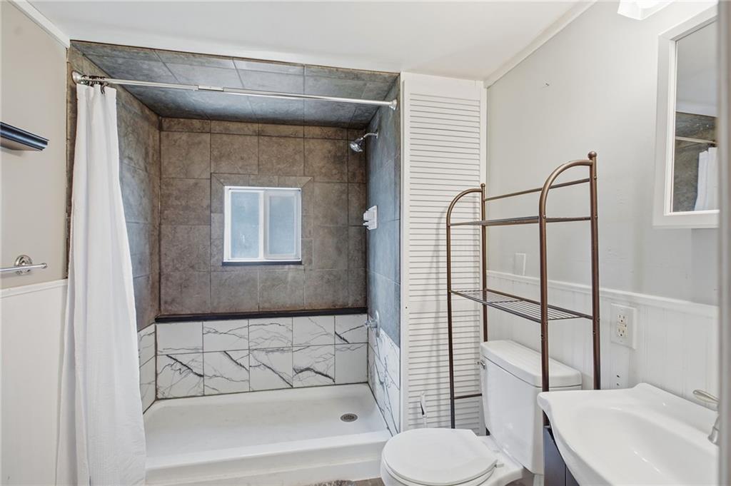2015 S Ash Avenue Property Photo 18