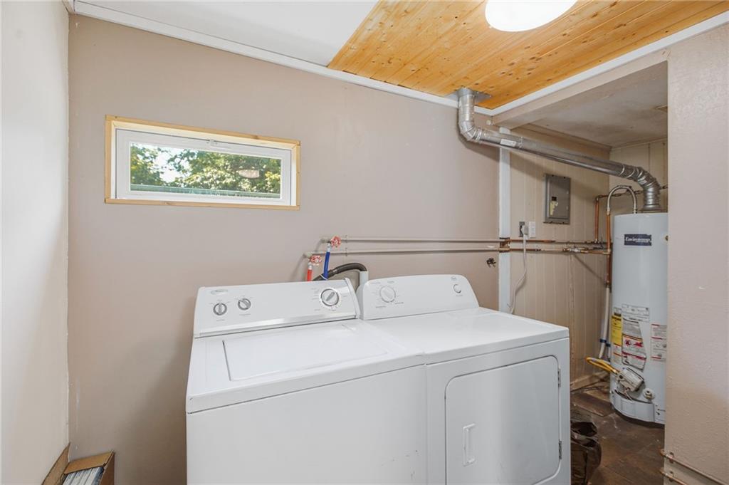 2015 S Ash Avenue Property Photo 19