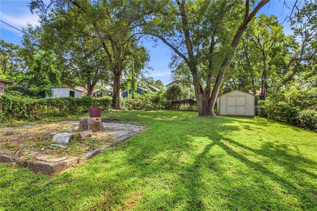 2015 S Ash Avenue Property Photo 25