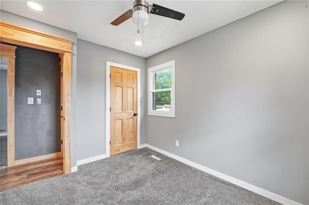 16916 Hart Avenue Property Photo 20
