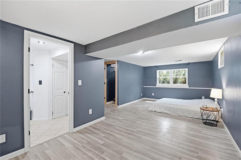 16916 Hart Avenue Property Photo 25