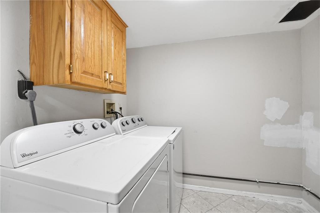 16916 Hart Avenue Property Photo 27