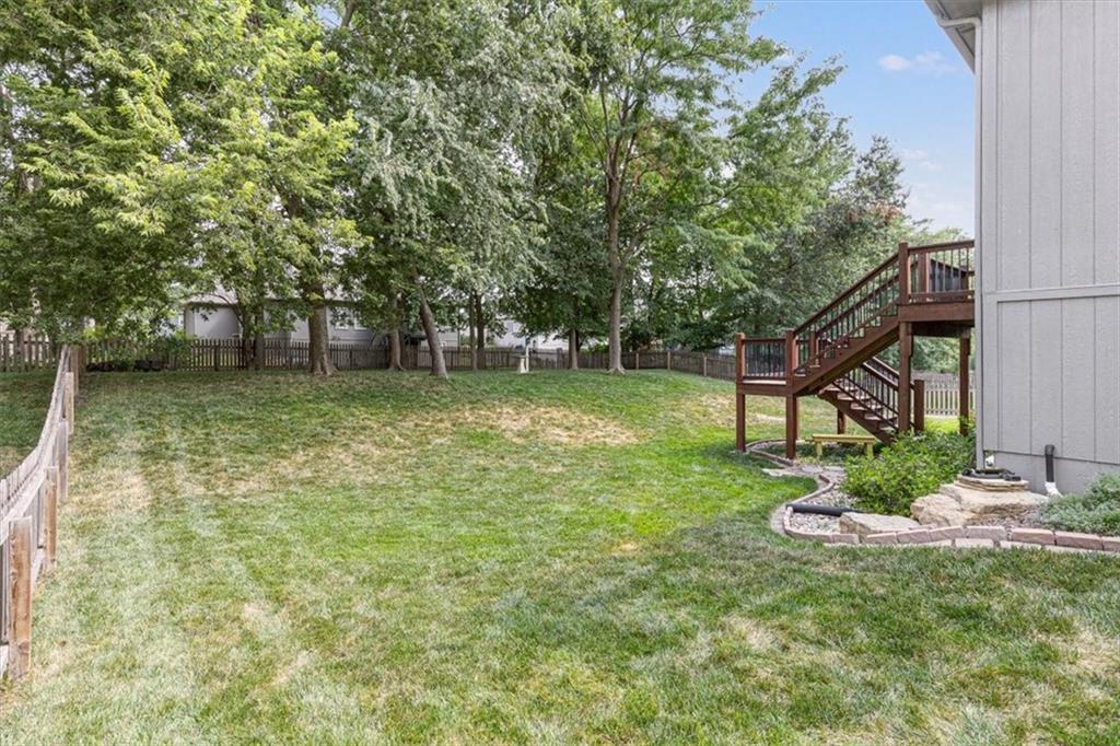 408 Lee Drive Property Photo 6