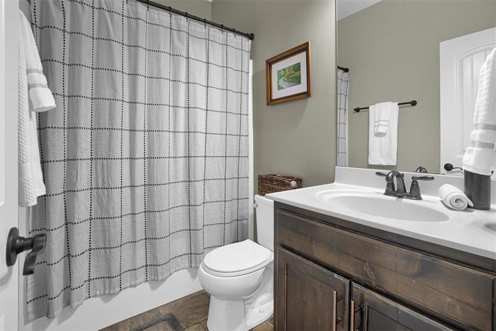 408 Lee Drive Property Photo 15