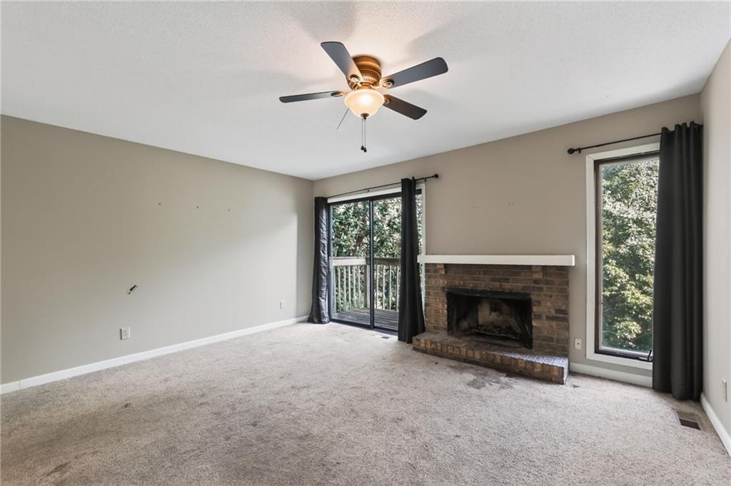 1014 W Maple Avenue Property Photo 14