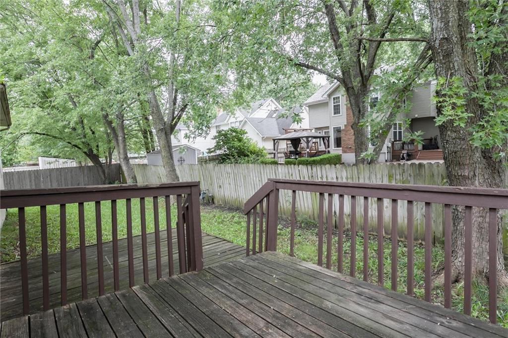 1121 E Frontier Drive Property Photo 19