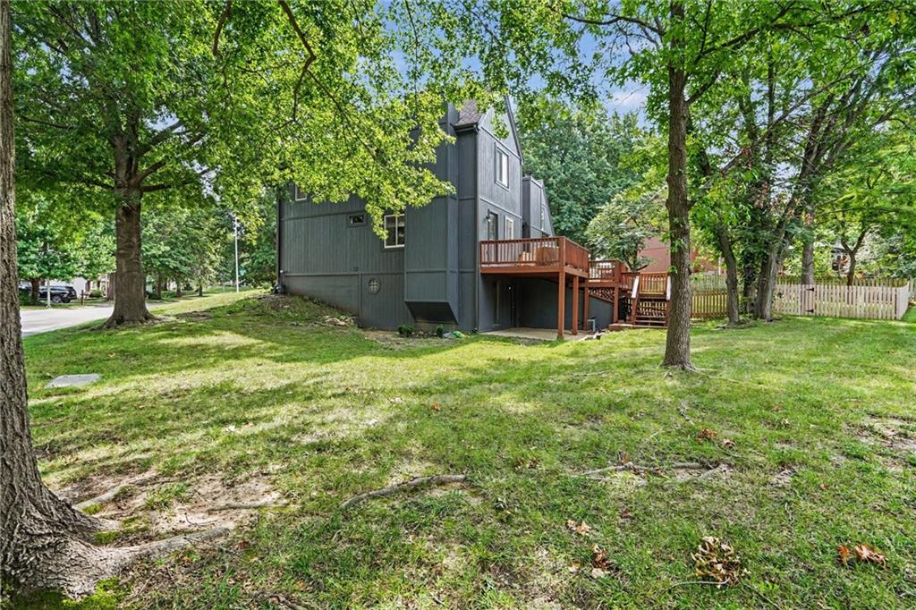 9638 N Wayne Avenue Property Photo 33