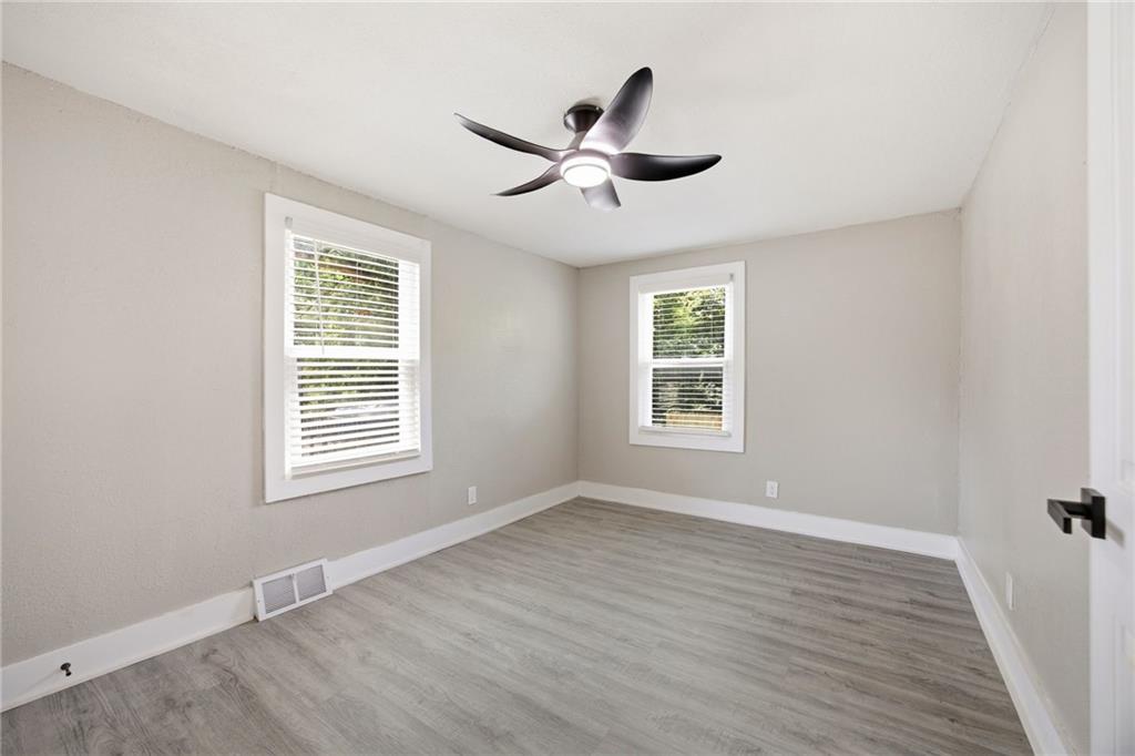 4404 Jackson Avenue Property Photo 17