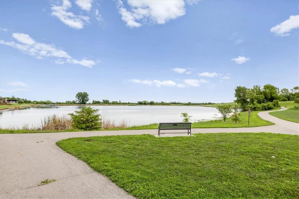 1222 Wiltshire Boulevard Property Photo 33