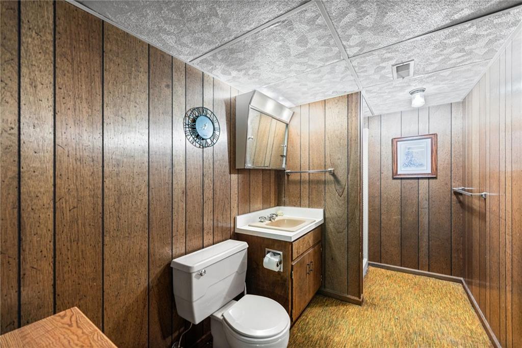 1102 Nakomis Drive Property Photo 38