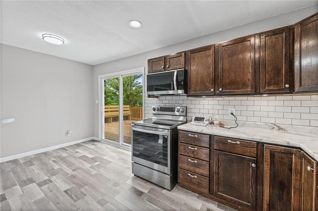 10711 Bristol Terrace Property Photo 10