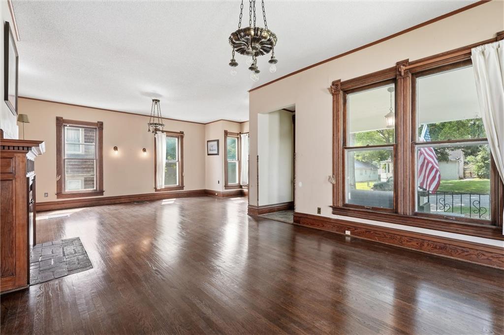 736 Walnut Street Property Photo 11