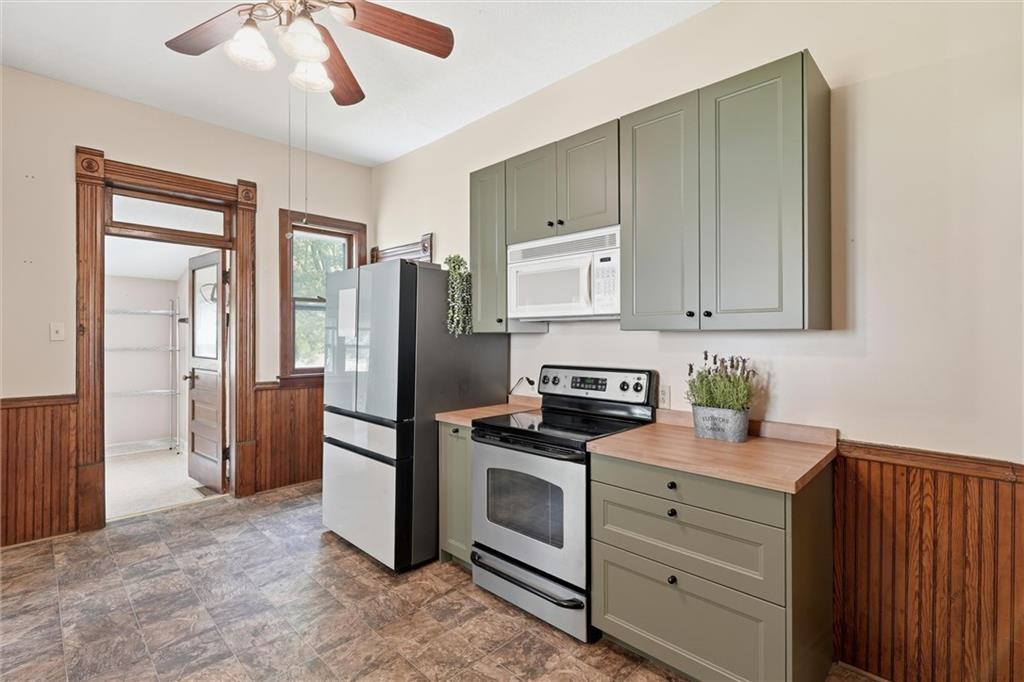 736 Walnut Street Property Photo 14