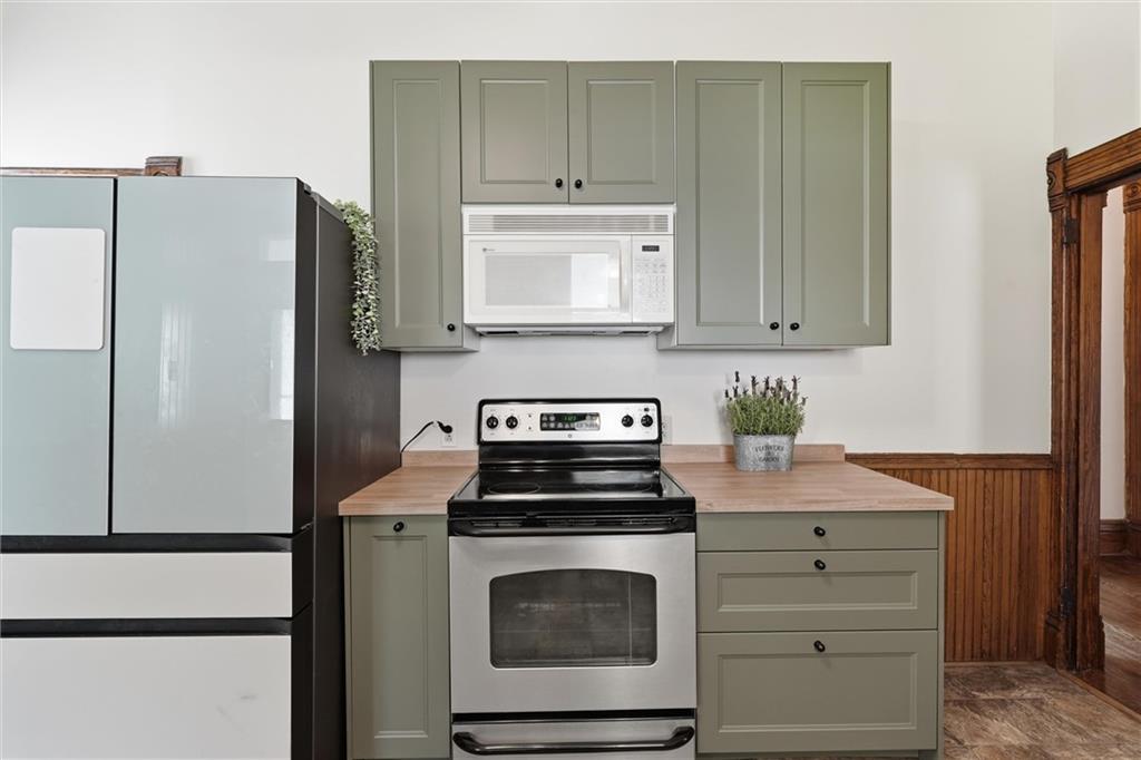 736 Walnut Street Property Photo 15