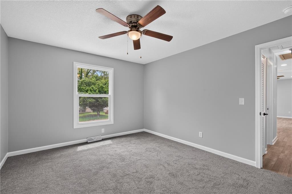 9310 Nw 68th Street Property Photo 20
