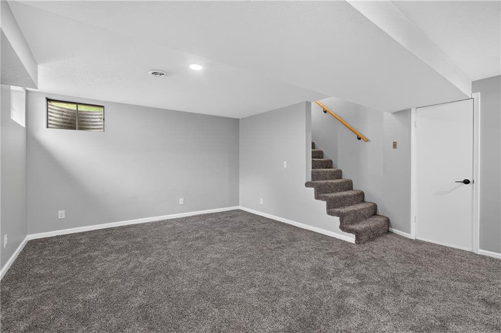 9310 Nw 68th Street Property Photo 32