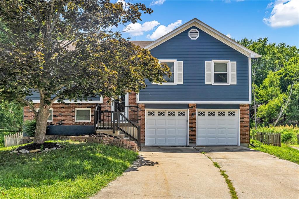 405 SE Onyx Circle