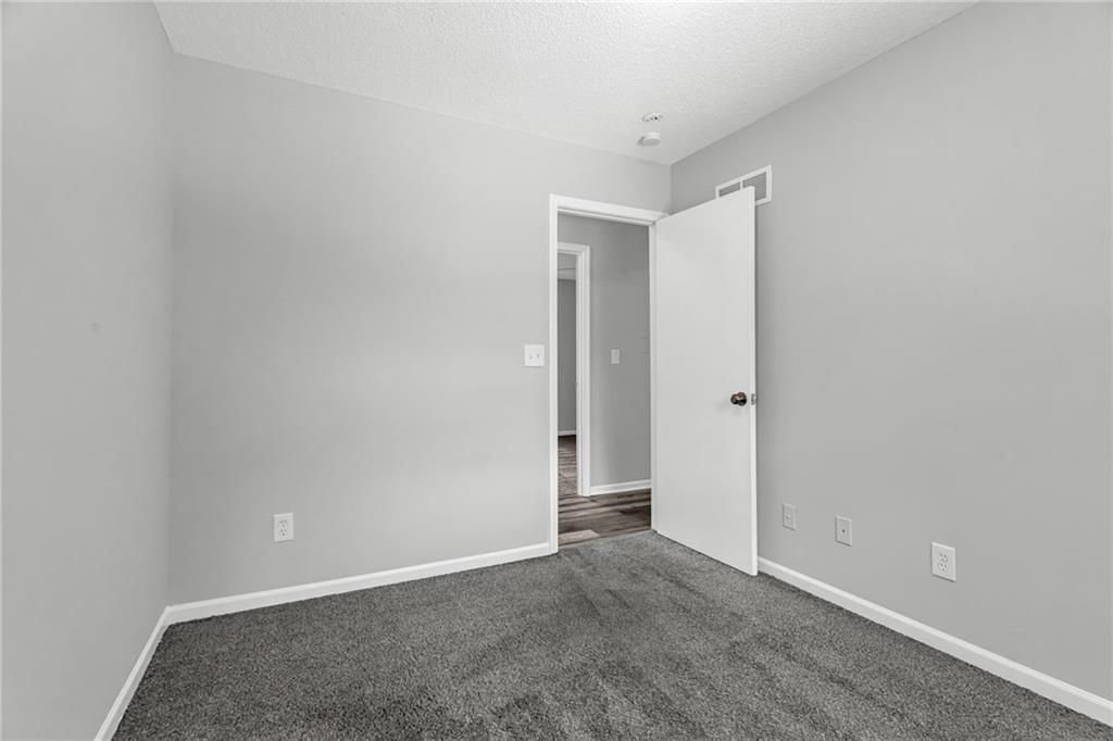 405 Se Onyx Circle Property Photo 16