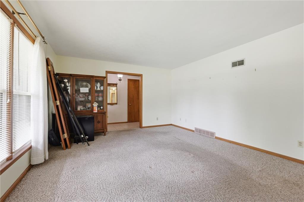 3608 Hedges Avenue Property Photo 6