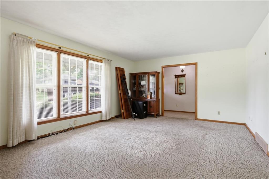 3608 Hedges Avenue Property Photo 7
